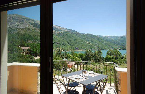 Tassido Coda Resort Scanno Bilik gambar